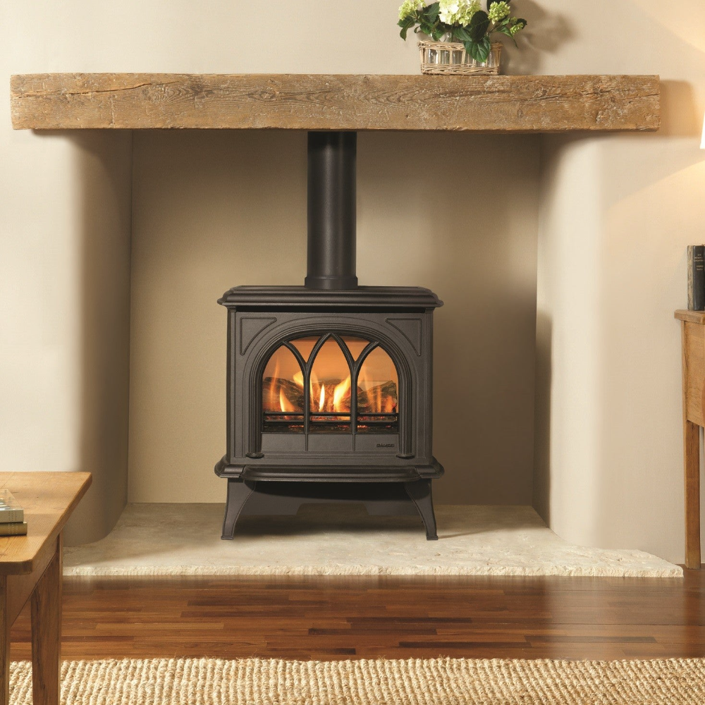 Gazco Huntingdon 30 Conventional Flue Gas Stove Clear Door